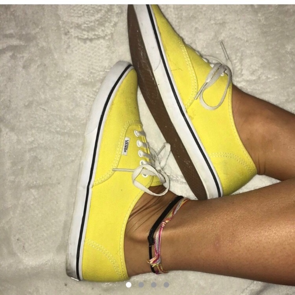 yellow vans!!
